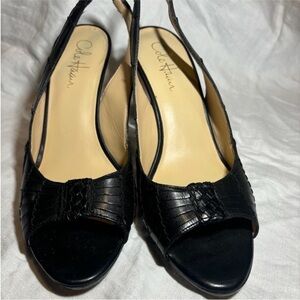 Black leather sling back open toe pump. 7.5. EUC. Soft leather Cole haan